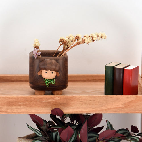 Black Walnut Lamb Pen Holder